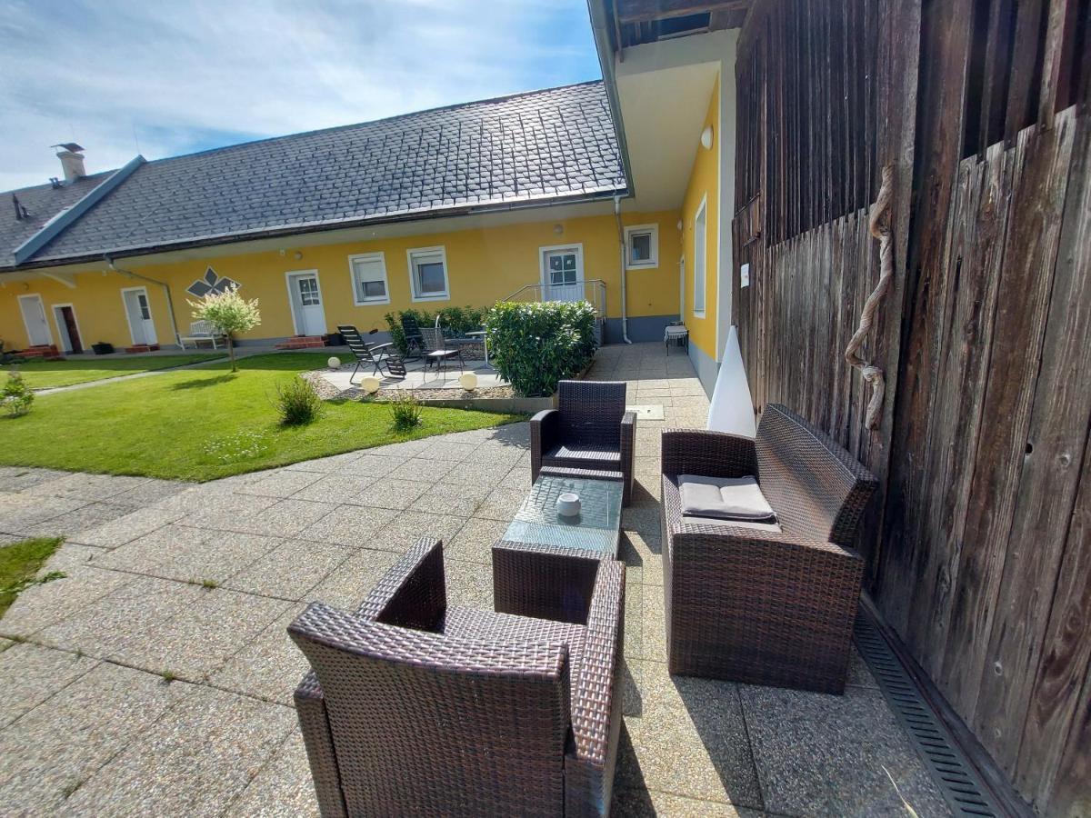 Wollsdorferhof Otel Sankt Ruprecht an der Raab Dış mekan fotoğraf